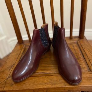 Bobbies pull on booties blue glittered elastic goring